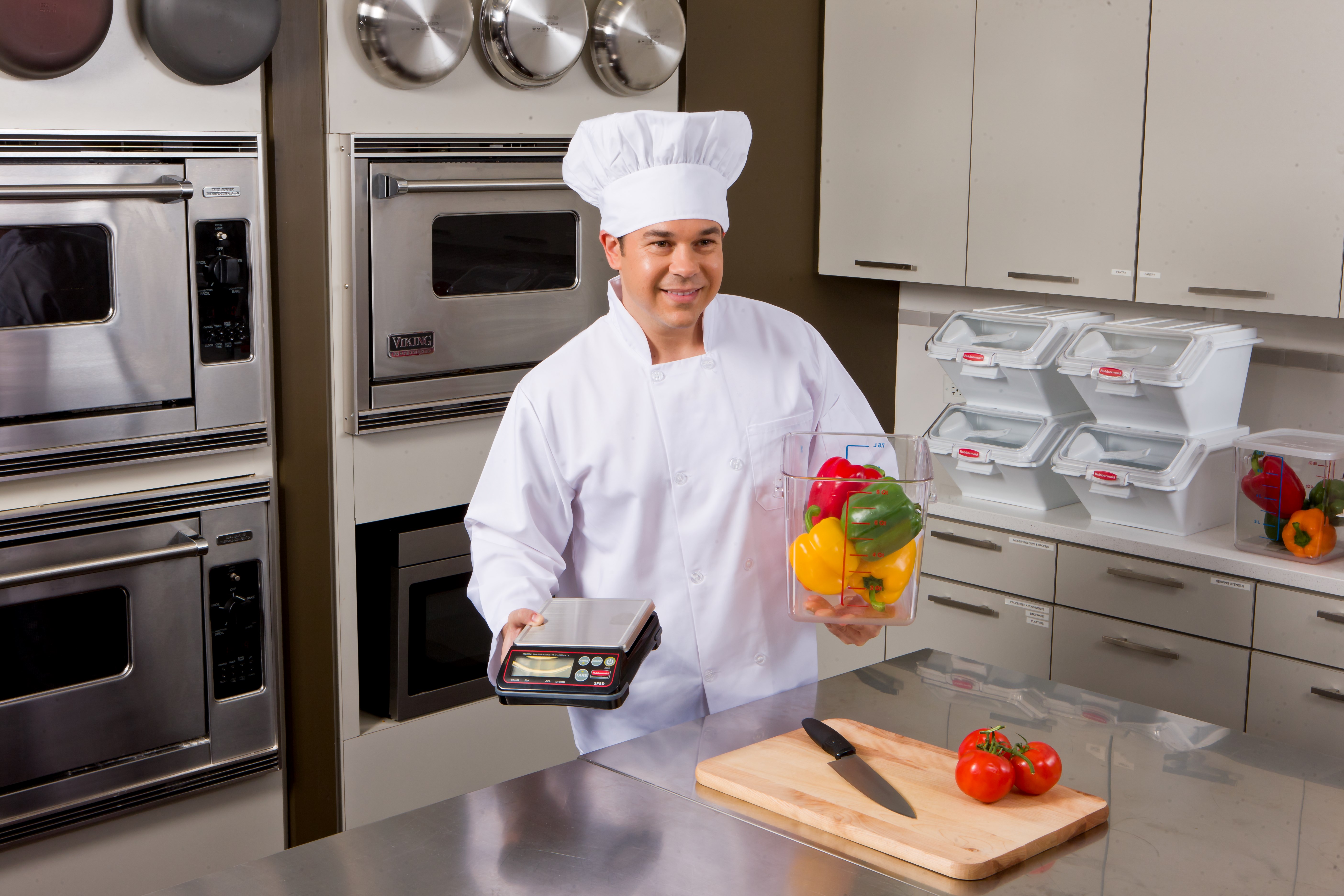 Our High Performance scales feature industry-leading durability, offering innovative design that promotest food safety and efficiency in your kitchen.