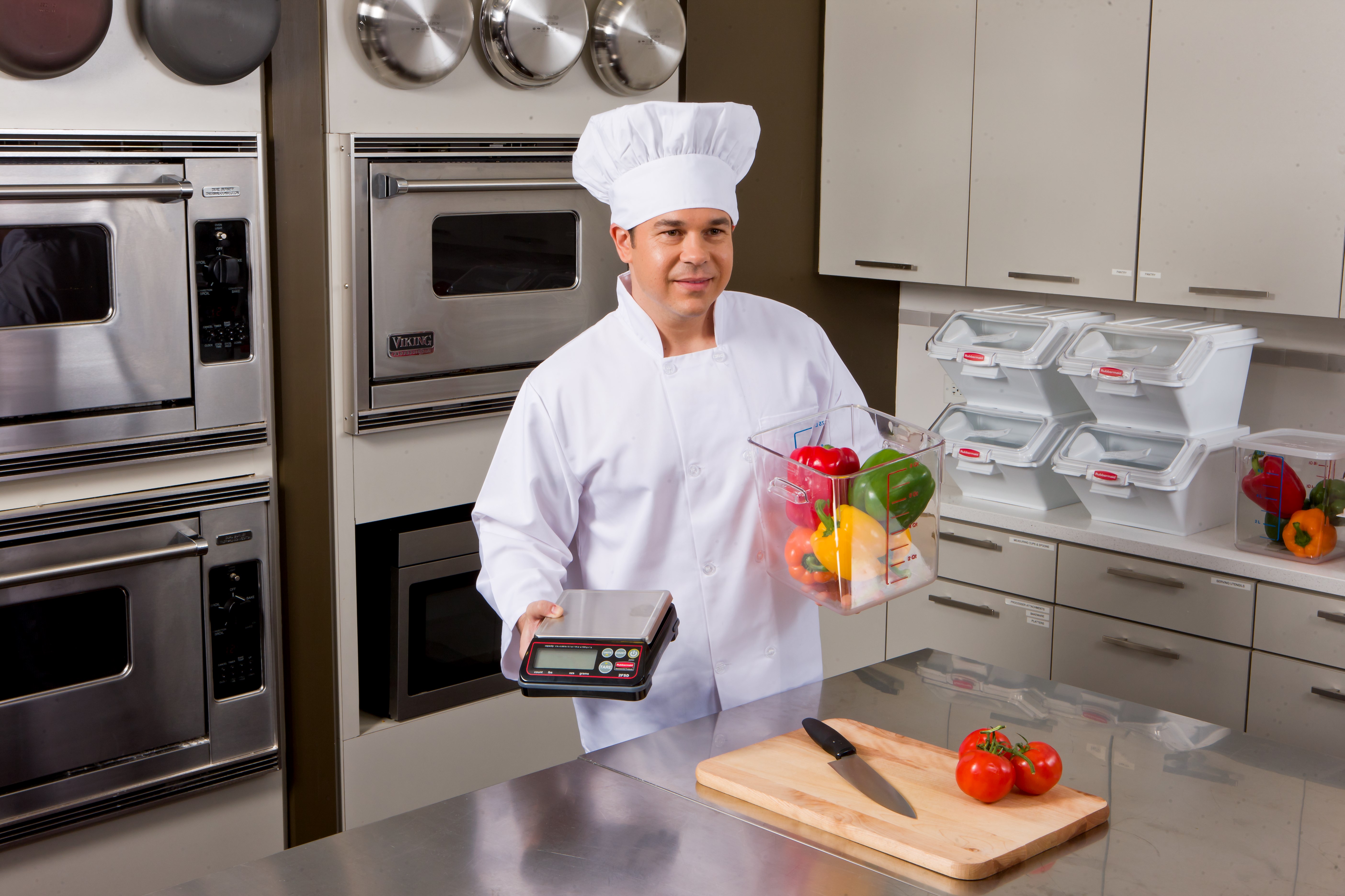 Our High Performance scales feature industry-leading durability, offering innovative design that promotest food safety and efficiency in your kitchen.