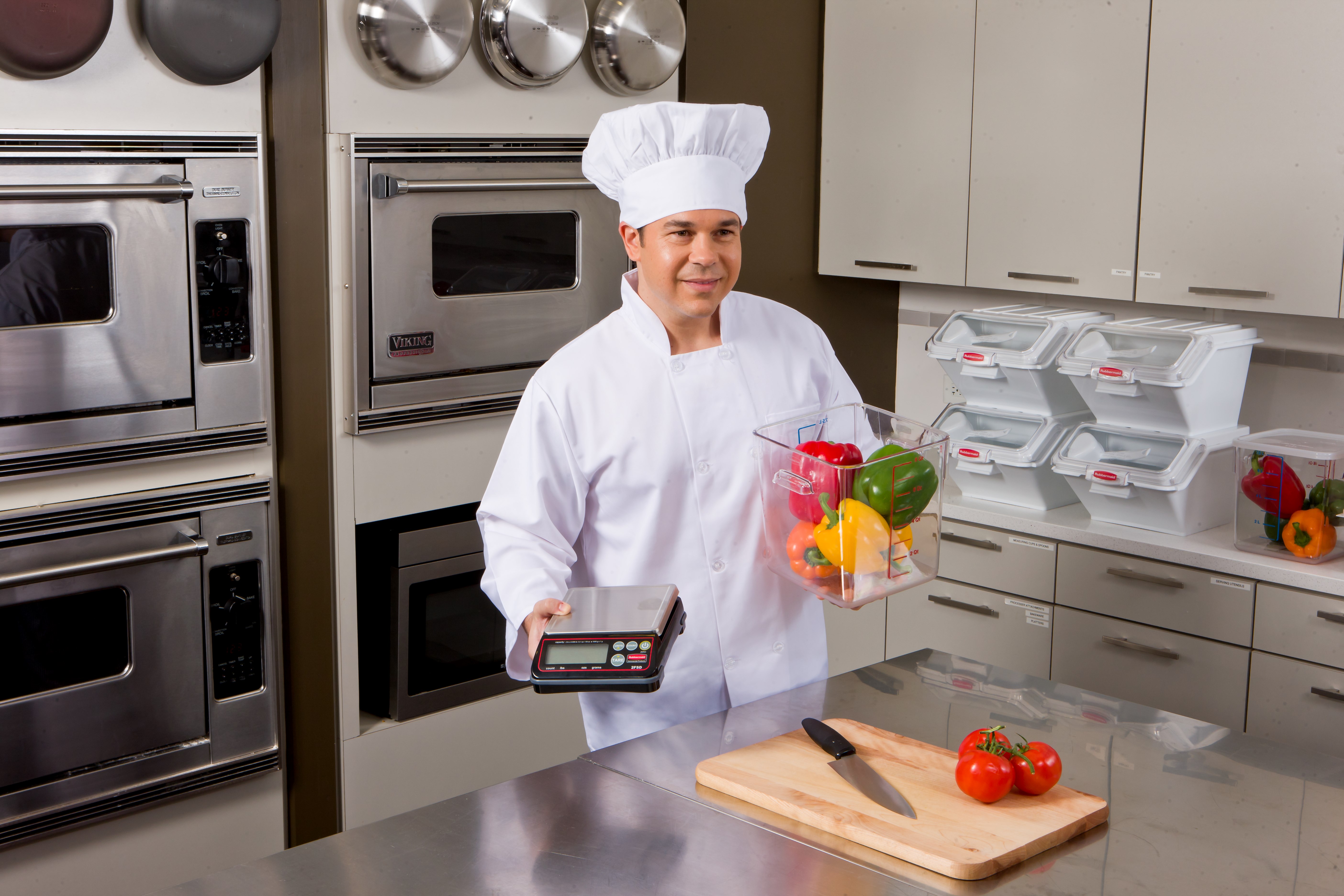 Our High Performance scales feature industry-leading durability, offering innovative design that promotest food safety and efficiency in your kitchen.