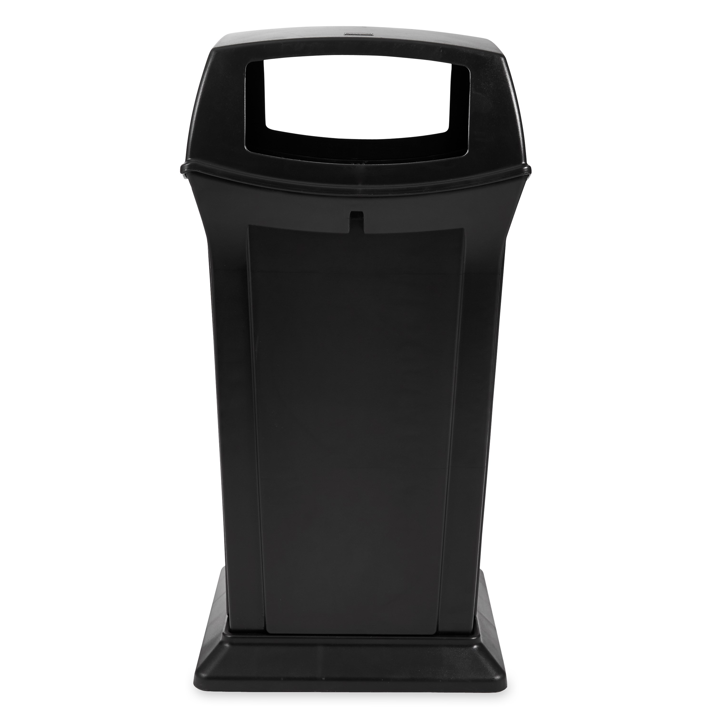 The Ranger® Container features Rubbermaid’s famous durability, modern styling, and easy-to-service design.