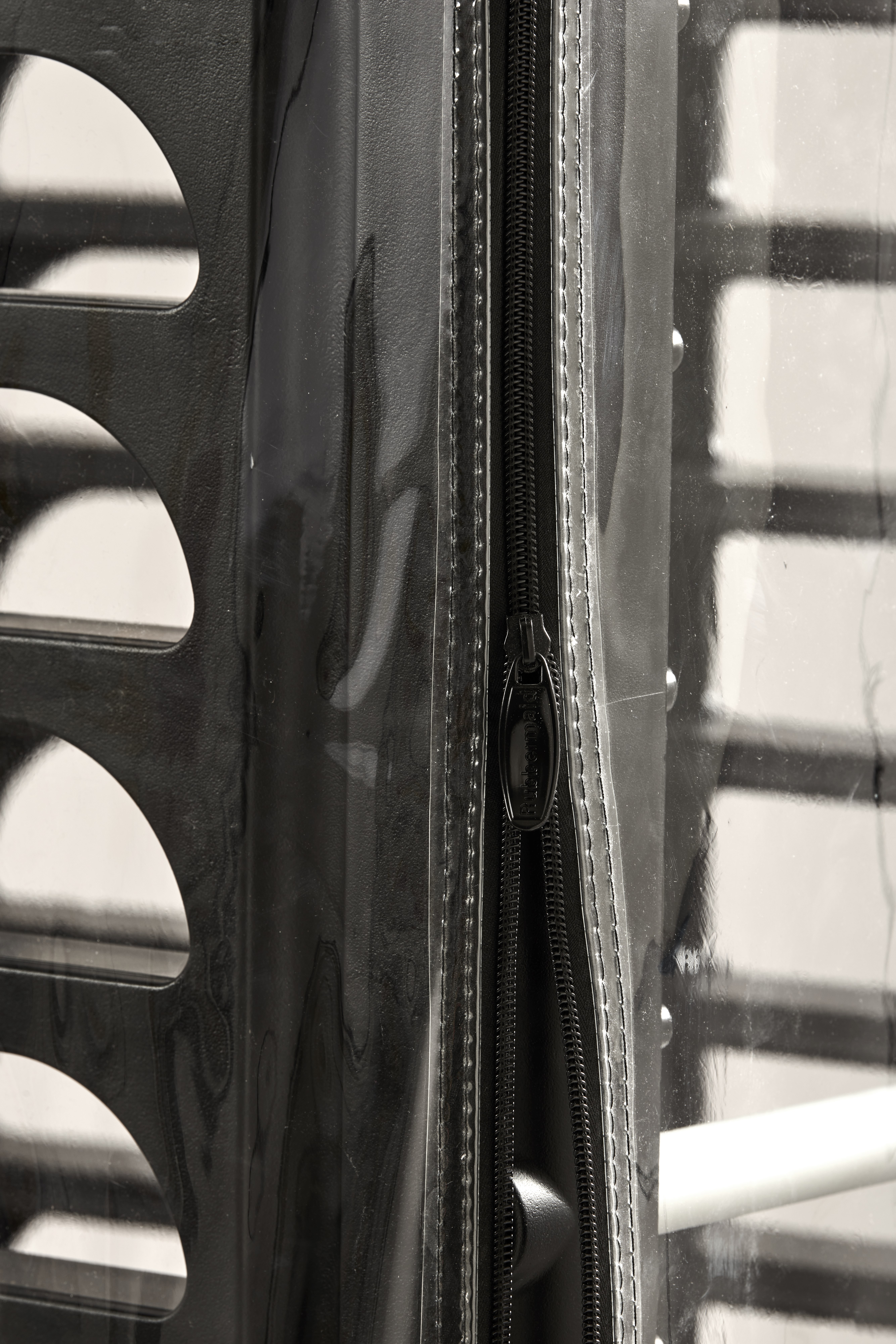 Our Vinyl Rack Cover reduces cross-contamination when used with ProServe® Rack System