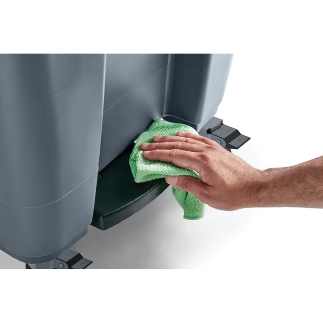 The Rubbermaid Commercial Rollouts with Casters are ideal for collecting, consolidating, and transporting heavy facility waste. Front swivel casters distribute weight evenly for superior mobility and handling.