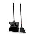 The Rubbermaid Commercial Executive Series Lobby Pro® Plastic Upright Dust Pan with Cover is ideal for use in your hotel lobby, restaurant lobby, or banquet hall.