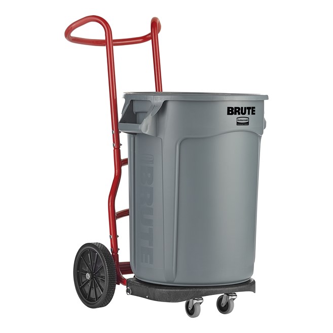 Built to handle rough and uneven surfaces, the BRUTE® Multi-Surface Dolly is designed to help make moving waste easier than ever. Ergonomically designed features help prevent injuries and support worker safety while on the job.