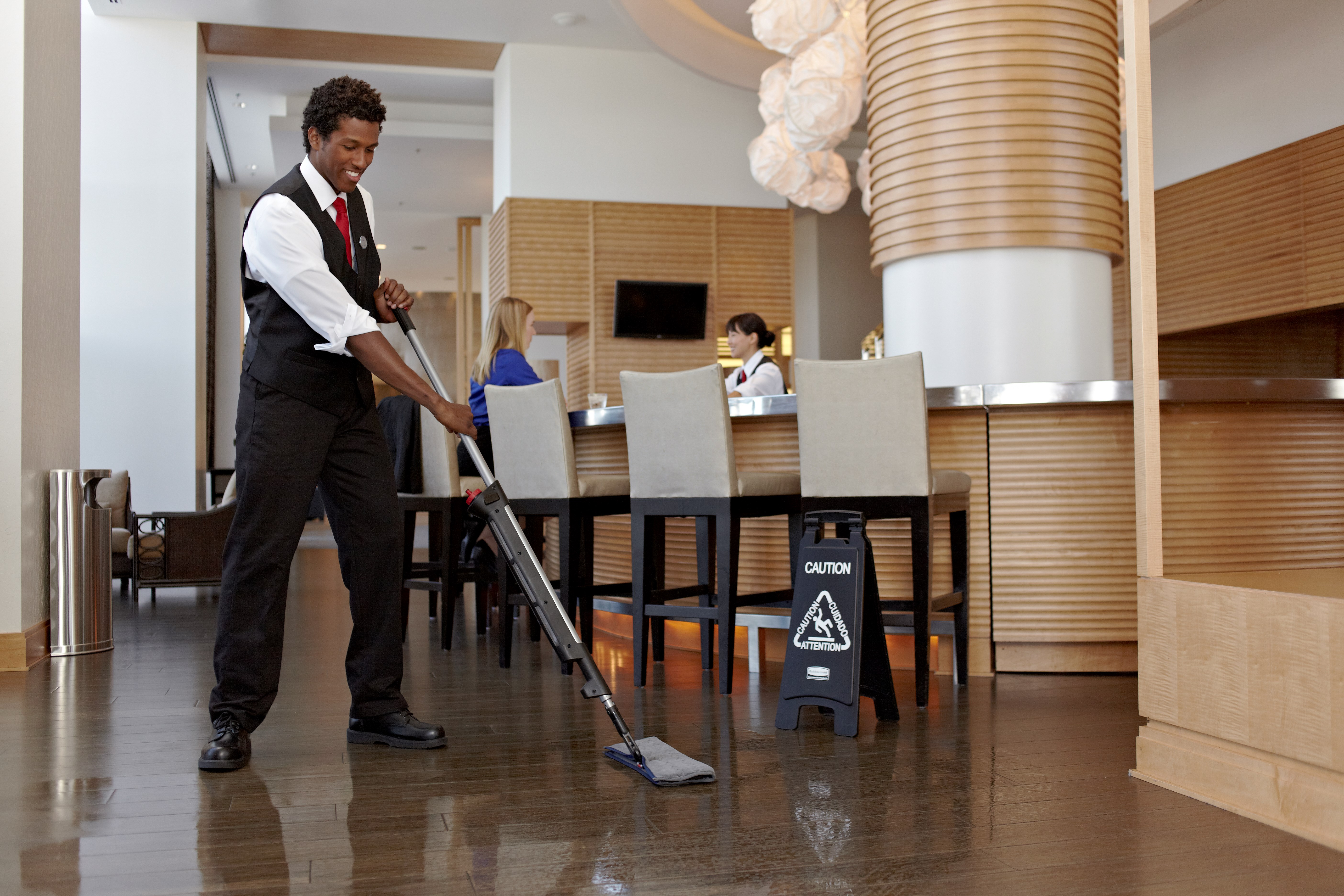 HYGEN™ PULSE™ Microfiber Mop Kit cleans more square feet in less time. Industry-best microfiber, onboard reservoir, and use-controlled release of solution mean cleaner floors faster, easier, and more effectively.