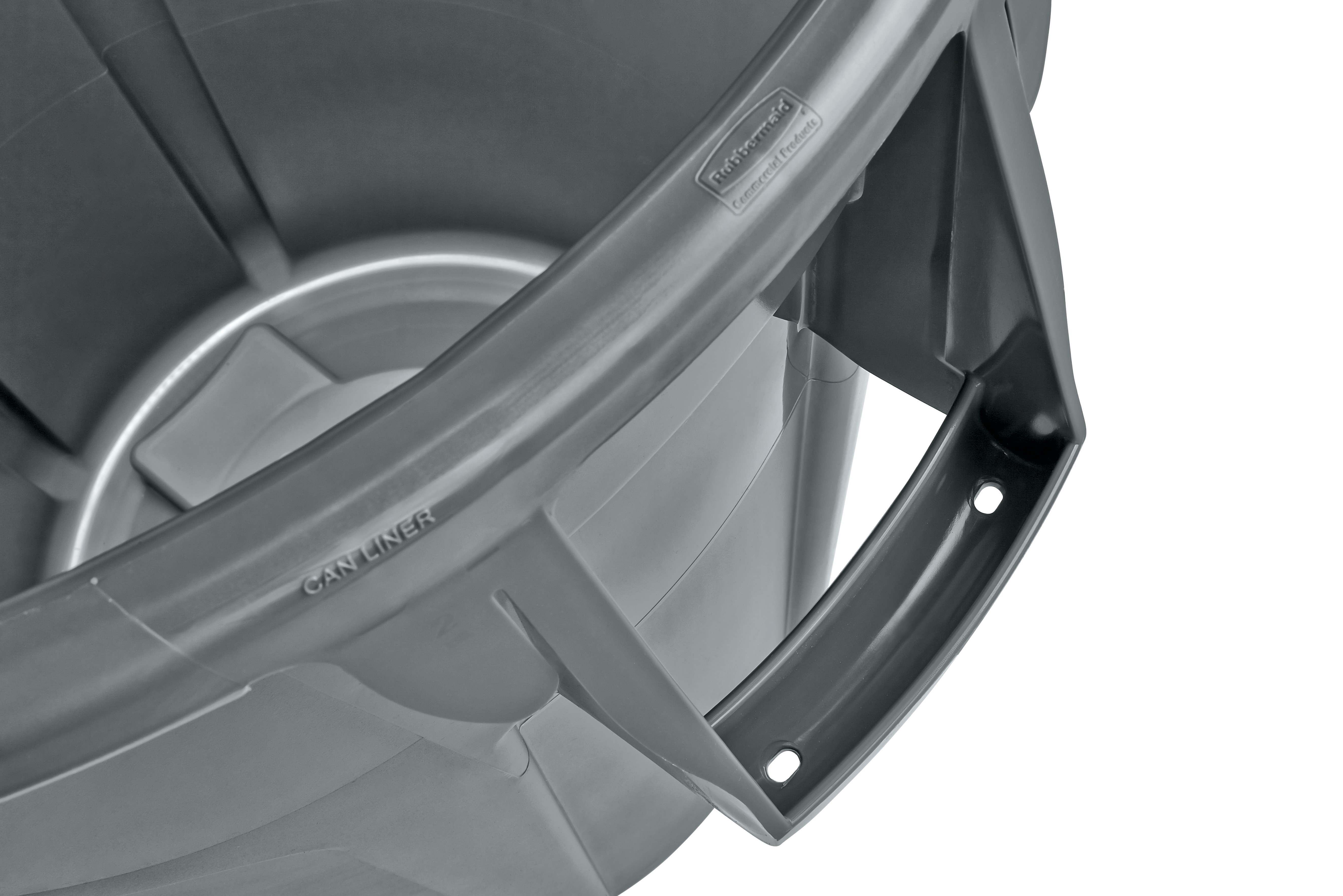 Innovative venting channels make lifting out liners up to 50% easier, improving productivity and reducing the risk of injury.