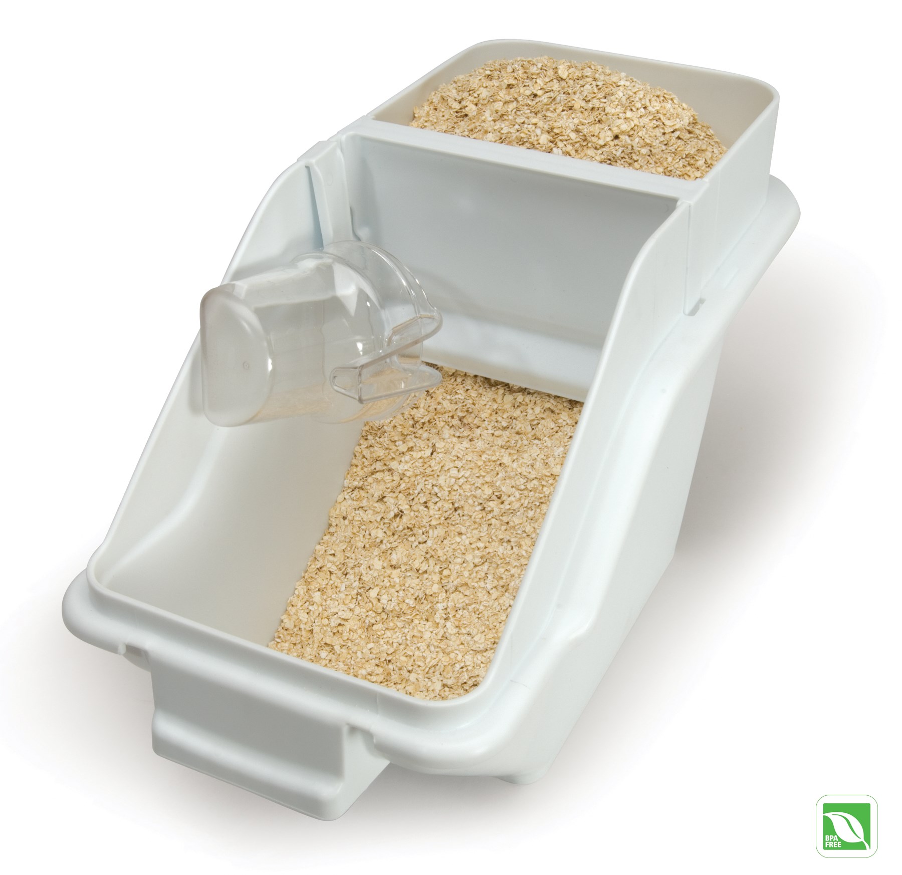 The Rubbermaid Commercial Shelf Ingredient Bin with Scoop offers quick one-handed access while stacked and an integrated measuring tool that increases preparation efficiency, space optimization, and promotes food safety compliance.