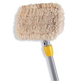 The wall washer kit features an aluminum handle with a pivoting head for smooth, even control. The raised-ribbed design works with either side pressure or downward pressure mop wringers, and the pads can be removed easily for convenient washing, making them ideal for commercial use.