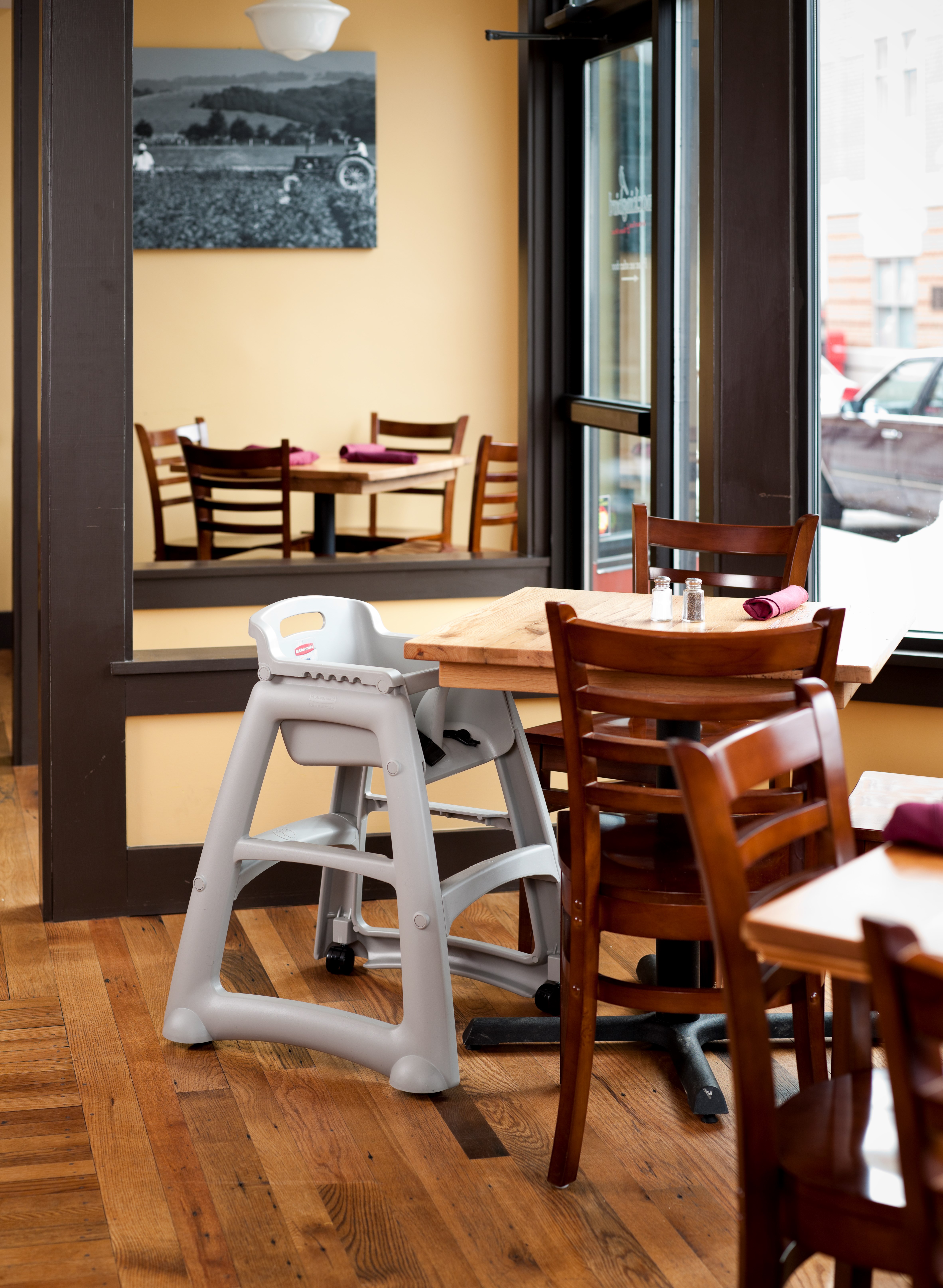 Sturdy Chair™ High Chairs make safety and cleanliness a priority for your youngest patrons. Contemporary design with Microban® technology provides allover protection from bacteria growth that can cause odors and staining and complies with FDA standards.