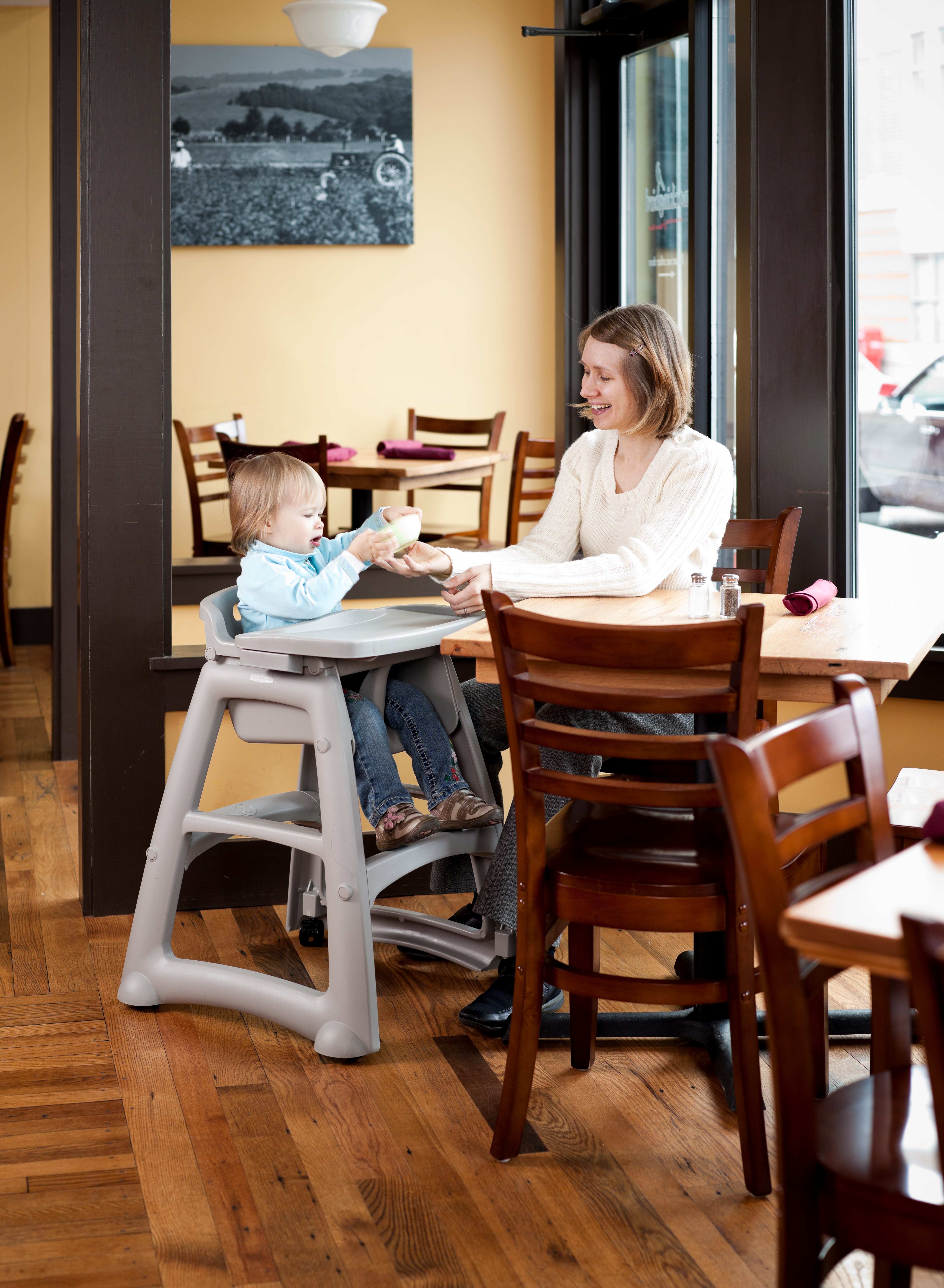 Sturdy Chair™ High Chairs make safety and cleanliness a priority for your youngest patrons. Contemporary design with Microban® technology provides allover protection from bacteria growth that can cause odors and staining and complies with FDA standards.