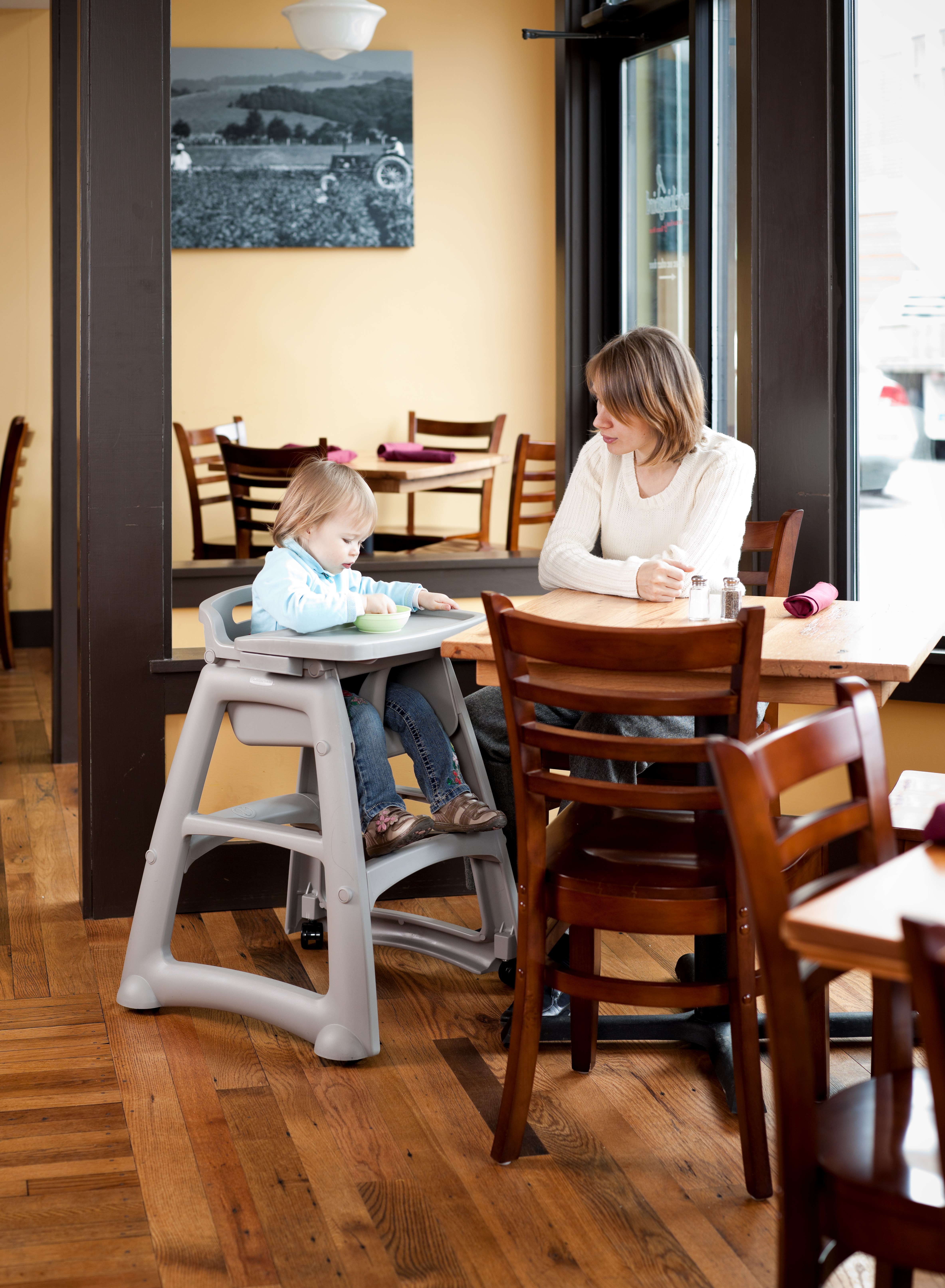 Sturdy Chair™ High Chairs make safety and cleanliness a priority for your youngest patrons. Contemporary design with Microban® technology provides allover protection from bacteria growth that can cause odors and staining and complies with FDA standards.