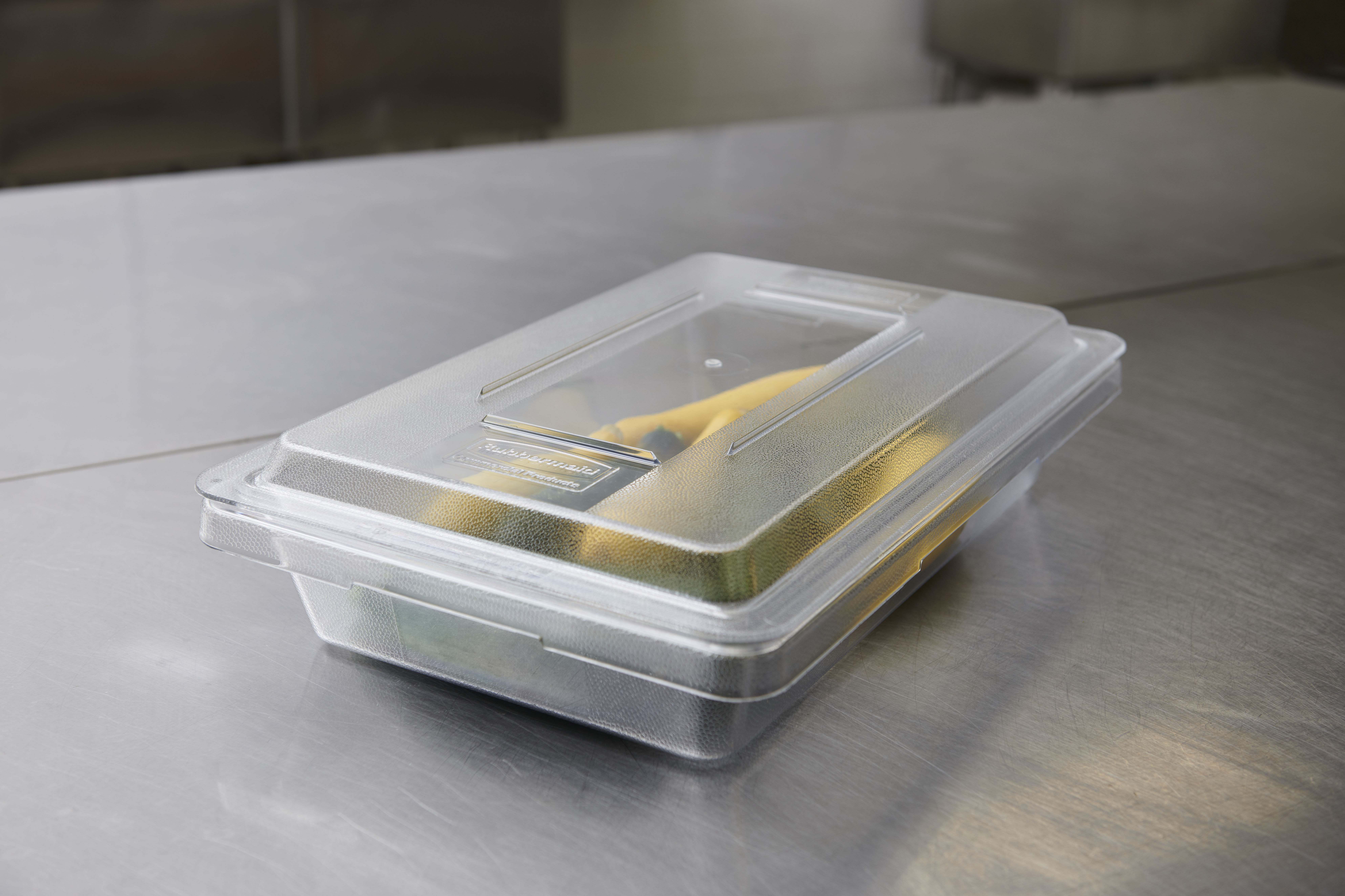 The Rubbermaid Commercial Food Storage Lid for Food Tote Box helps reduce food spoilage costs.