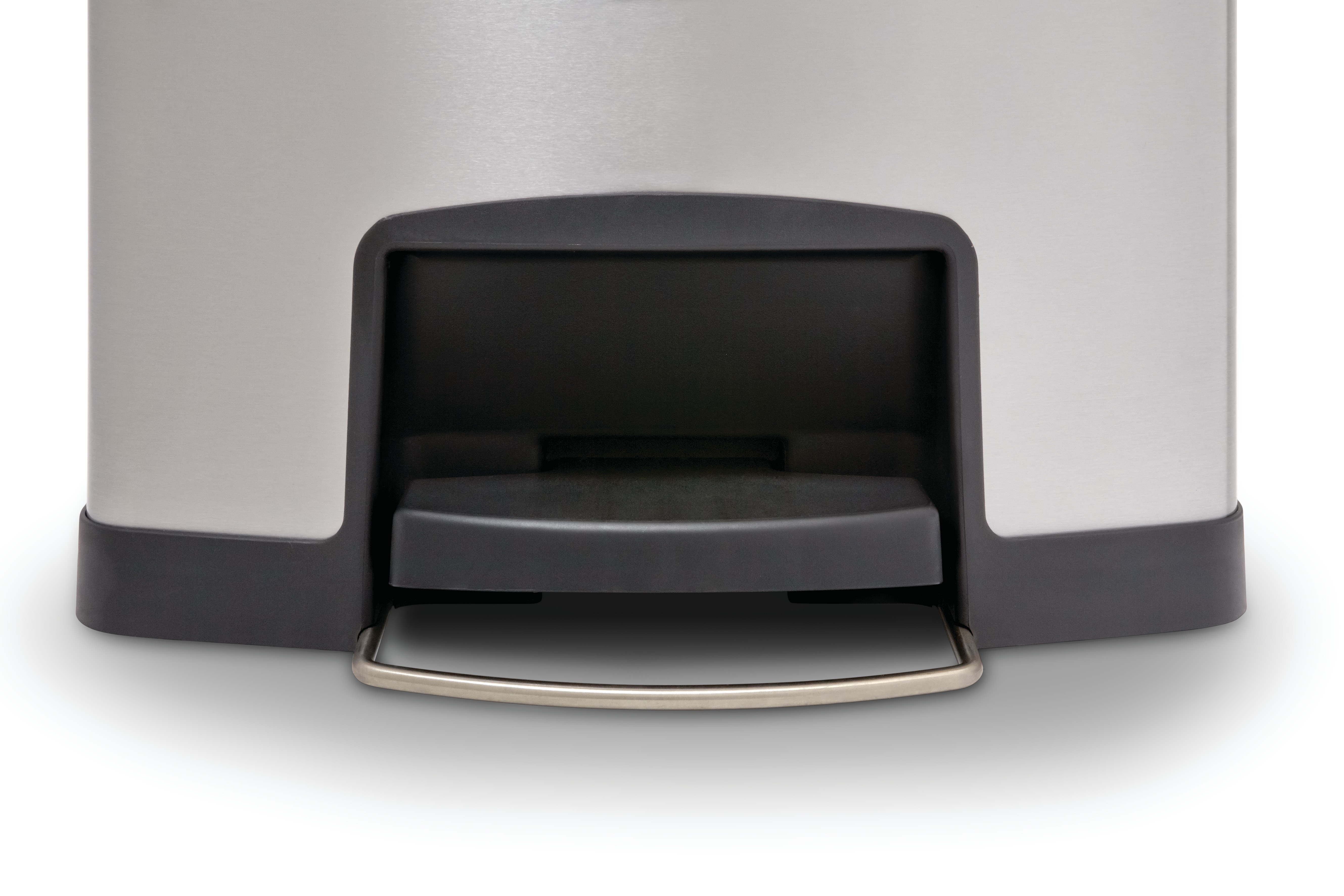 ラバーメイド コマーシャル インプレッションズ™ ステップオンコンテナは、スリムな形状と小さな設置面積が特徴で、狭いスペースにもフィットします。インプレッションズ™ ステップオンコンテナは最高品質の素材で作られており、効率性、安全性、耐久性であらゆる環境のニーズに応えます。