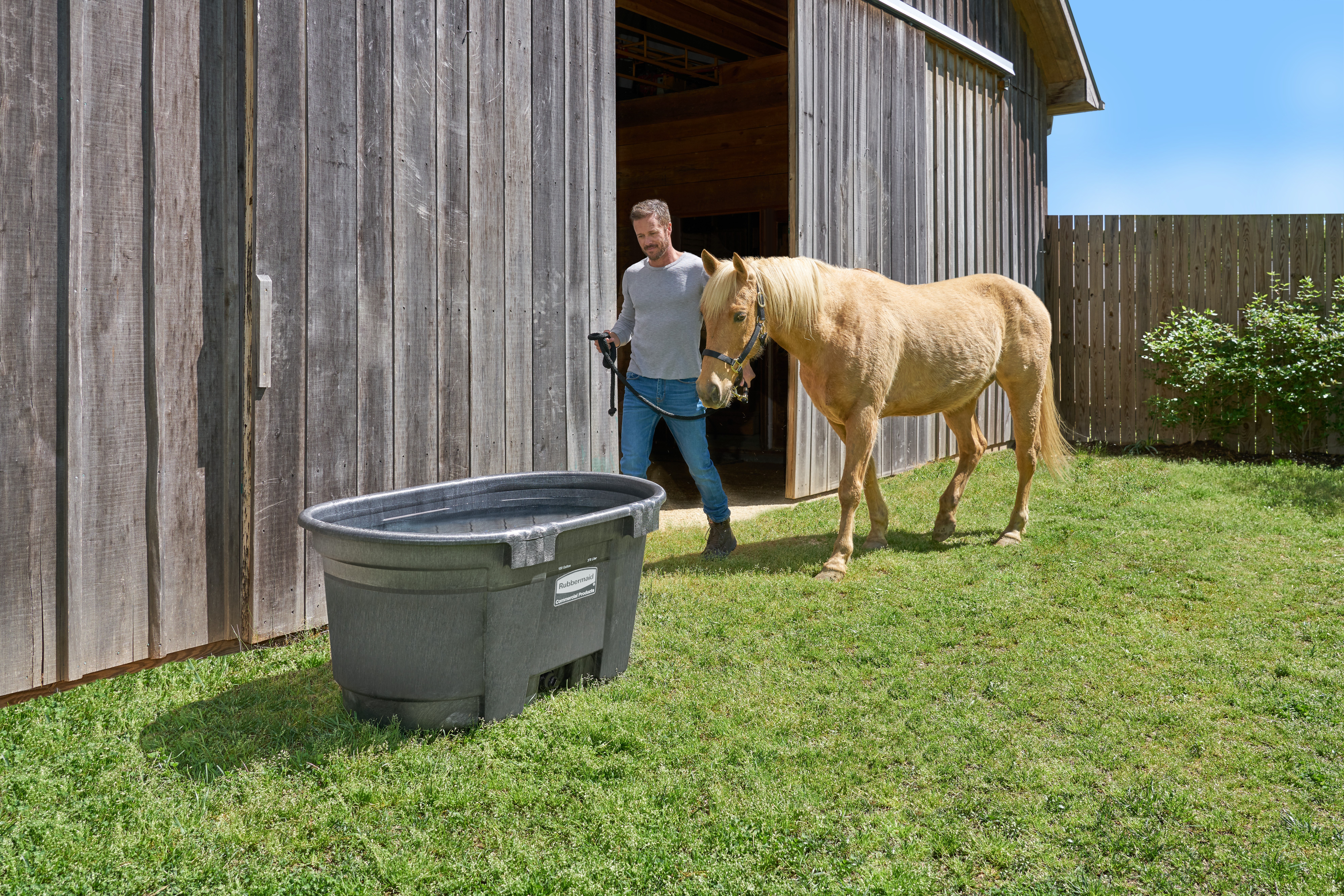 The 100 Gallon Stock Tank has a sleek appearance and smooth black color that features an over-sized drain plug for easy draining and cleaning. Constructed from molded polyethylene for superior performance and long-lasting durability in all types of weather. Traditionally used for providing drinking water to farm animals.