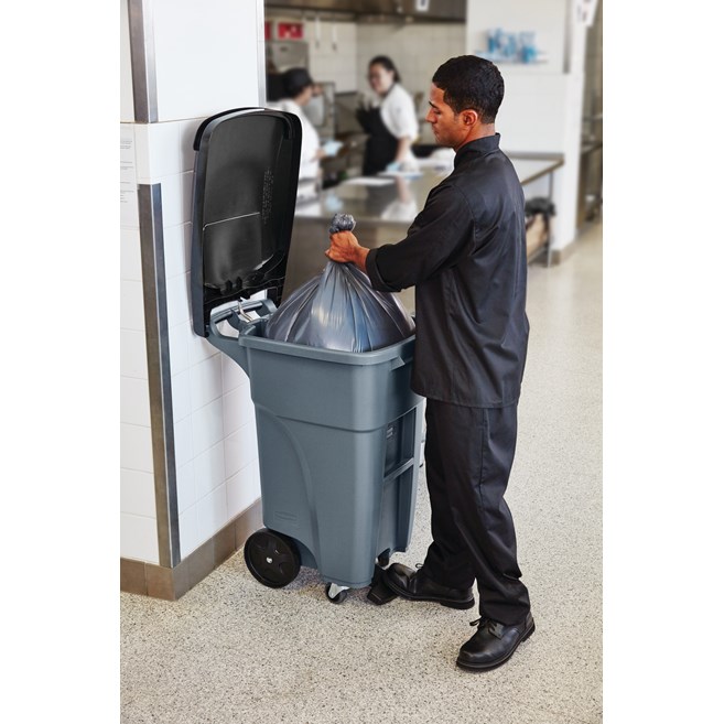 The Rubbermaid Commercial Step-On Rollouts with Casters facilitate hands-free waste disposal with the added benefit of superior mobility. Front swivel casters distribute weight evenly for enhanced maneuverability.