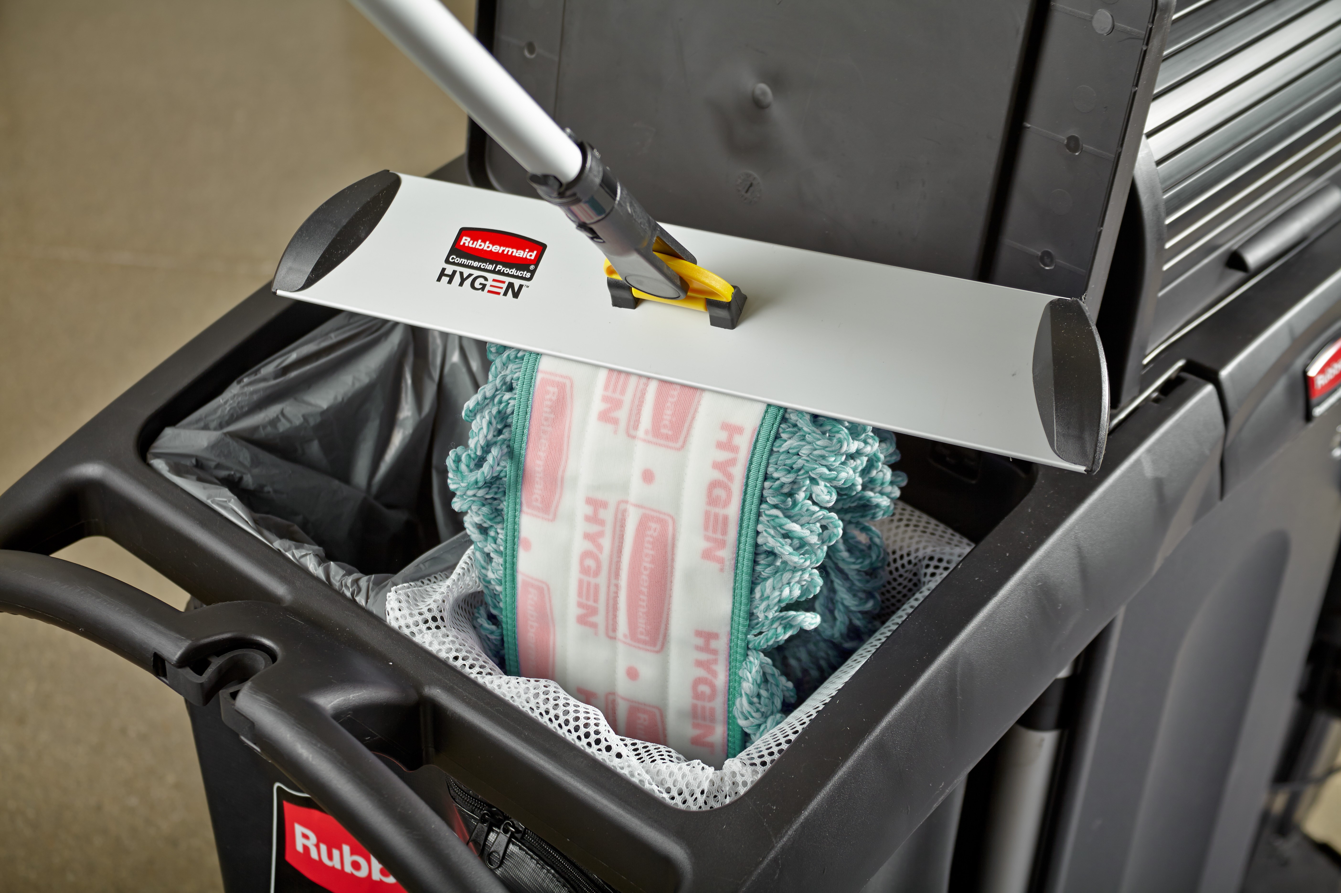 HYGEN™ Microfiber Dust Pads with Fringe are purposely designed to help Healthcare facilities reduce the risk of costly HAIs by maintaining cleaner and safer environments with products that have superior efficacy and improve worker productivity.