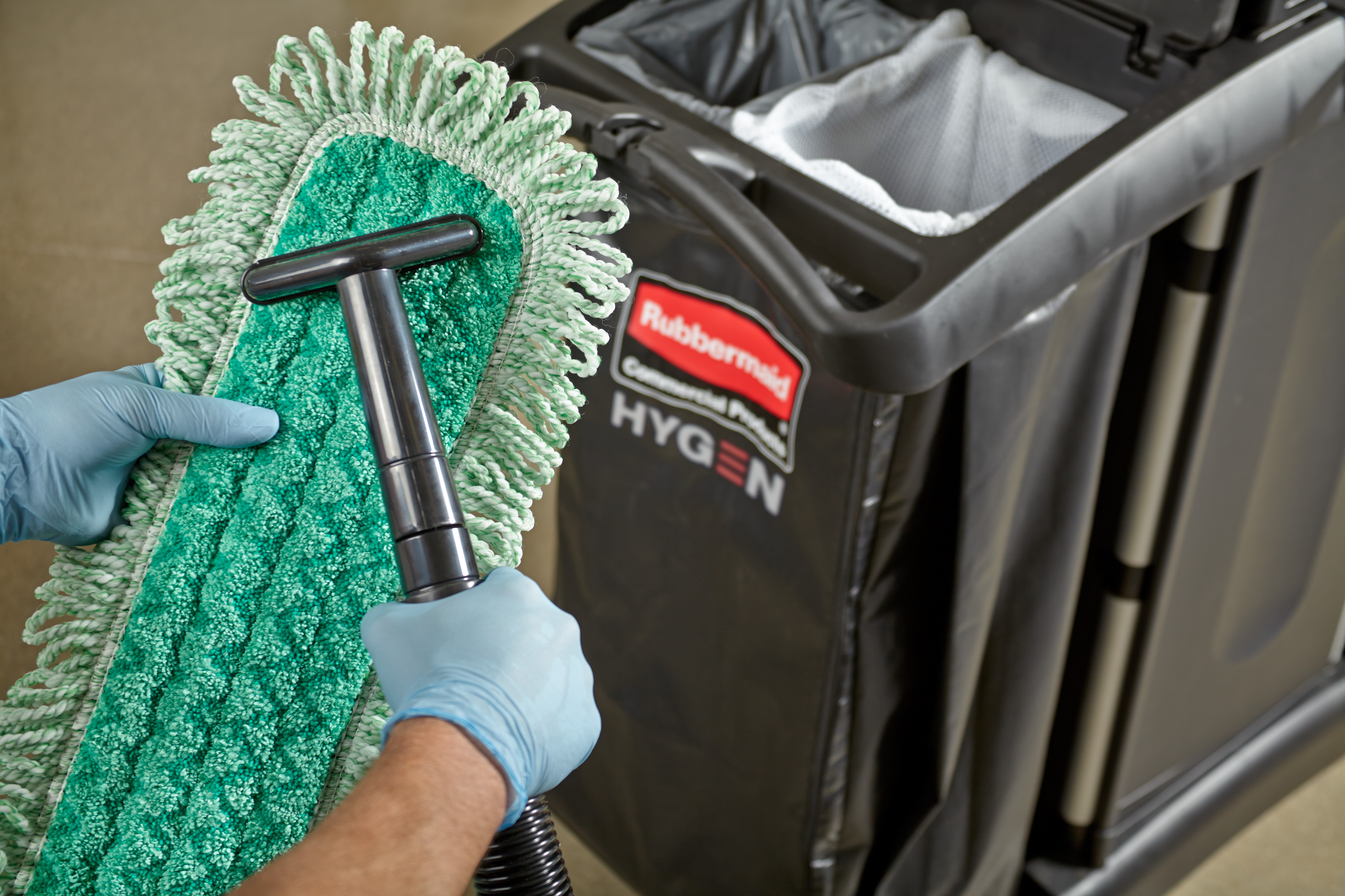 HYGEN™ Microfiber Dust Pads with Fringe are purposely designed to help Healthcare facilities reduce the risk of costly HAIs by maintaining cleaner and safer environments with products that have superior efficacy and improve worker productivity.