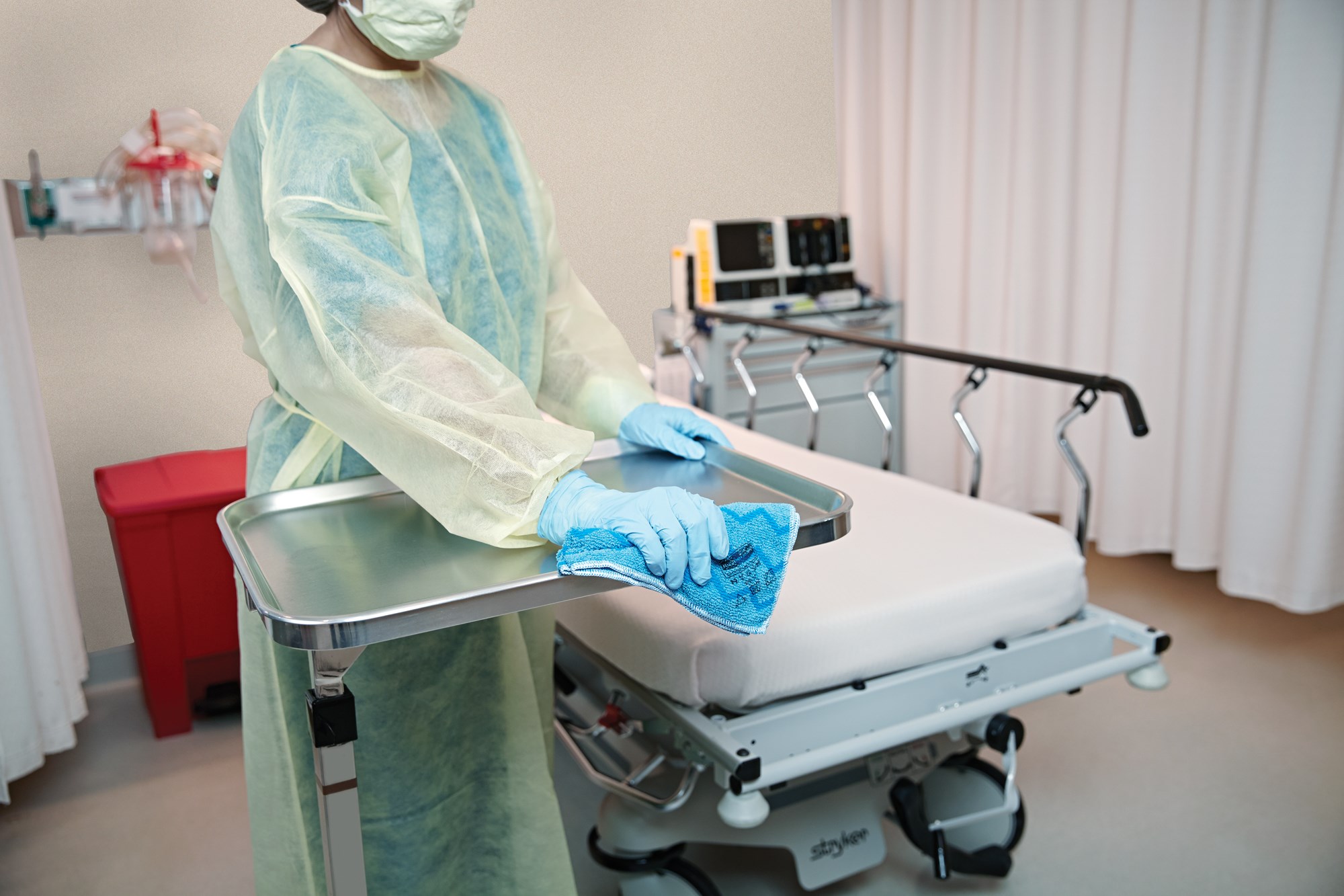 HYGEN™ Launderable Microfibre Cloth is designed with industry-leading durability for optimal infection prevention and unmatched performance. Its cleaning capability can tackle any surface, picking up everything from dirt, lint and dust to bacteria that can’t be seen by the naked eye. 

With HYGEN™ microfibre cleaning cloths, you can say goodbye to the paper towel and hello to multi use surface cleaners. Learn more about our product today.

The benefits of our microfibre cleaning cloths range far and wide, including: