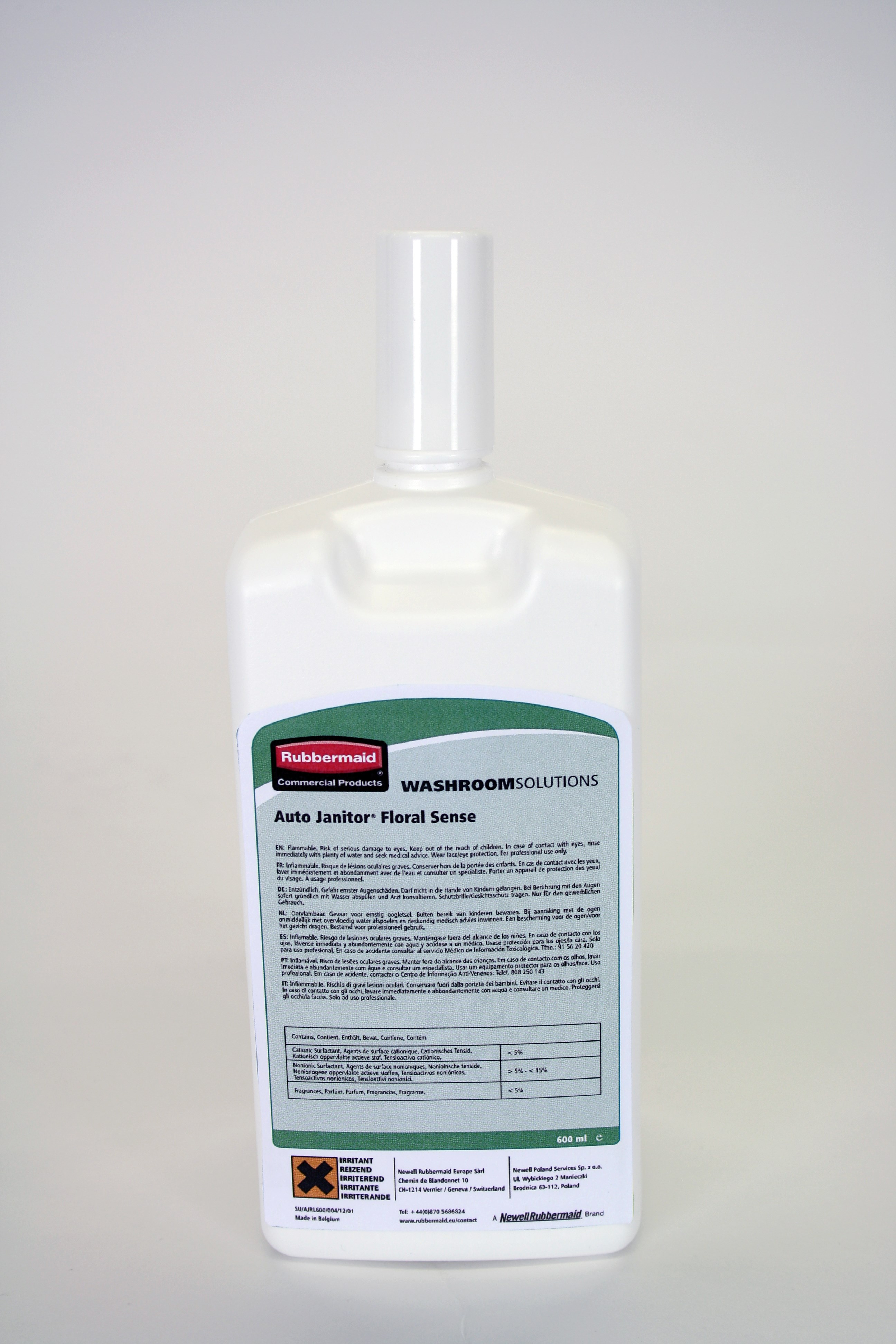 AutoJanitor® Cleaner & Deodouriser refills clean surfaces, remove mineral deposits and introduce high quality, concentrated fragrance into the washroom environment.