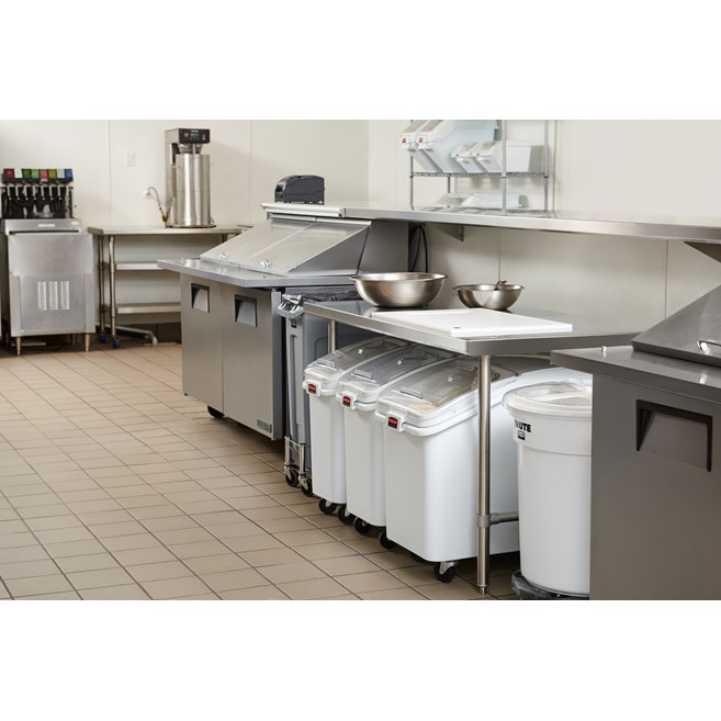 The Rubbermaid Commercial ProSave® Ingredient and Food Storage Mobile Bin is a bulk food storage container on wheels. With a slanted front, sliding opening, and 32-ounce scoop, these food storage containers make it easy to transport ingredients.