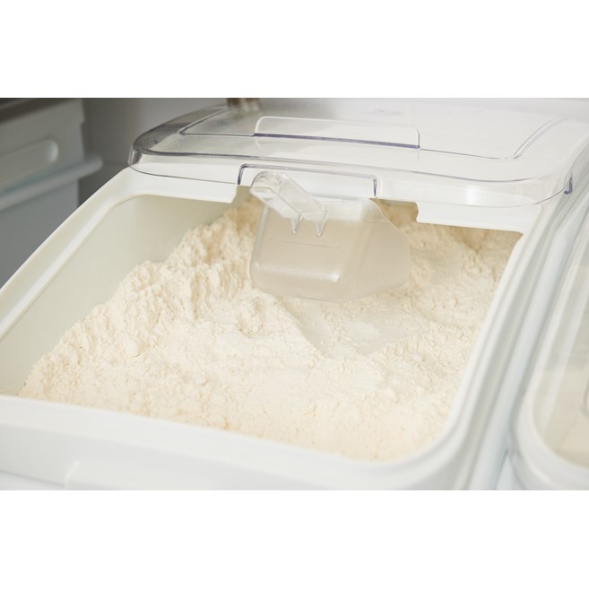 The Rubbermaid Commercial ProSave® Ingredient and Food Storage Mobile Bin is a bulk food storage container on wheels. With a slanted front, sliding opening, and 32-ounce scoop, these food storage containers make it easy to transport ingredients.