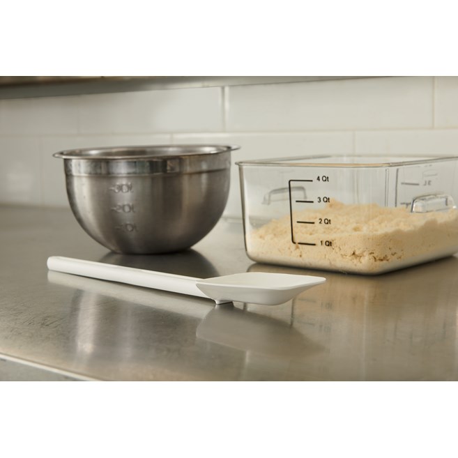 The Rubbermaid Commercial seven Colours of storage and prep tools help to reduce cross-contamination in your kitchen
