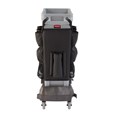 Le sac porte-accessoires Rubbermaid Slim Jim® optimise l’espace en assurant le rangement mobile de tous les outils nécessaires au nettoyage et au changement de sacs.