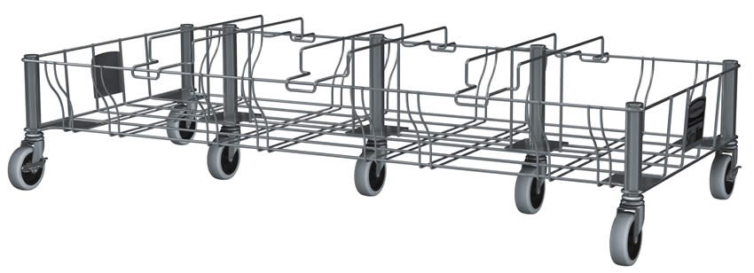 Le socle quadruple en acier inoxydable Rubbermaid Slim Jim® est conçu pour assurer le soutien et le transport en douceur et efficace des collecteurs Slim Jim® avec conduits d’aération dans tous les établissements commerciaux.