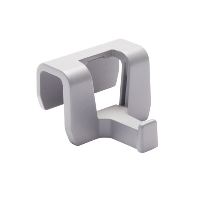 Slim Jim®-clips van Rubbermaid Commercial kunnen in honderden verschillende configuraties worden geplaatst voor een geïntegreerde opslagruimte. De clips kunnen eenvoudig worden bevestigd aan de rand van een Slim Jim® container of aan de materiaalrails van de Slim Jim® Rim Caddy.