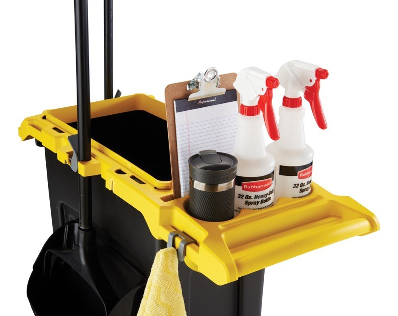 The Rubbermaid Commercial Slim Jim® Rim Caddy Kit is a purpose-built system to store and transport common cleaning tools.