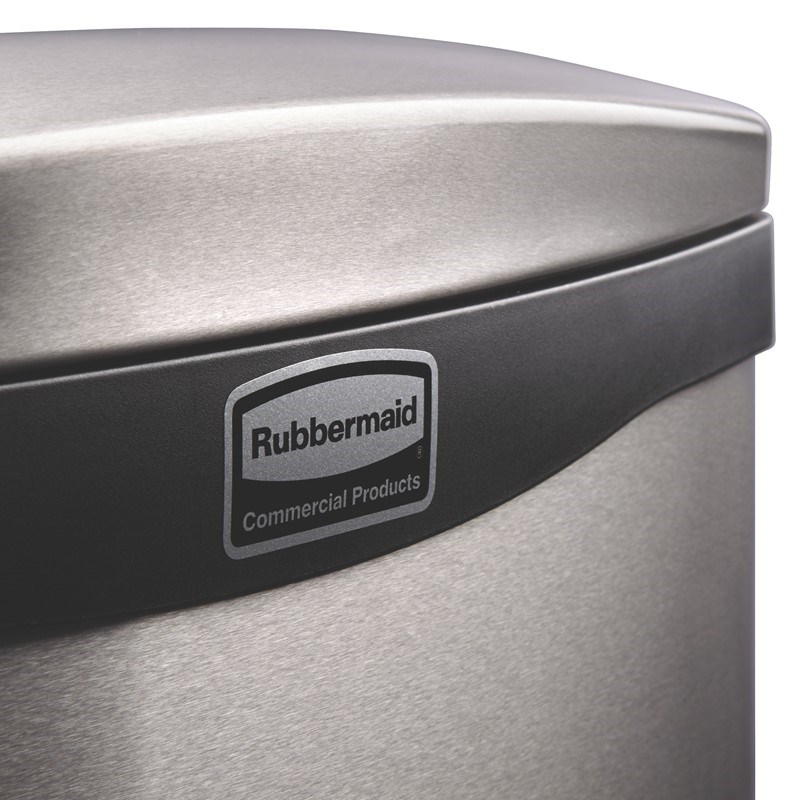 The Rubbermaid Commercial Slim Jim® Step-On Container features a slim profile and footprint to fit in tightest spaces. Slim Jim® Step-On containers are constructed with premium-quality materials and meet the needs of any environment with efficiency, safety, and durability.