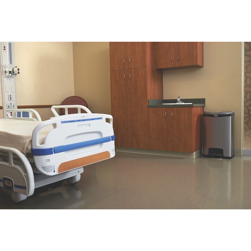 The Rubbermaid Commercial Slim Jim® Step-On Container features a slim profile and footprint to fit in tightest spaces. Slim Jim® Step-On containers are constructed with premium-quality materials and meet the needs of any environment with efficiency, safety, and durability.