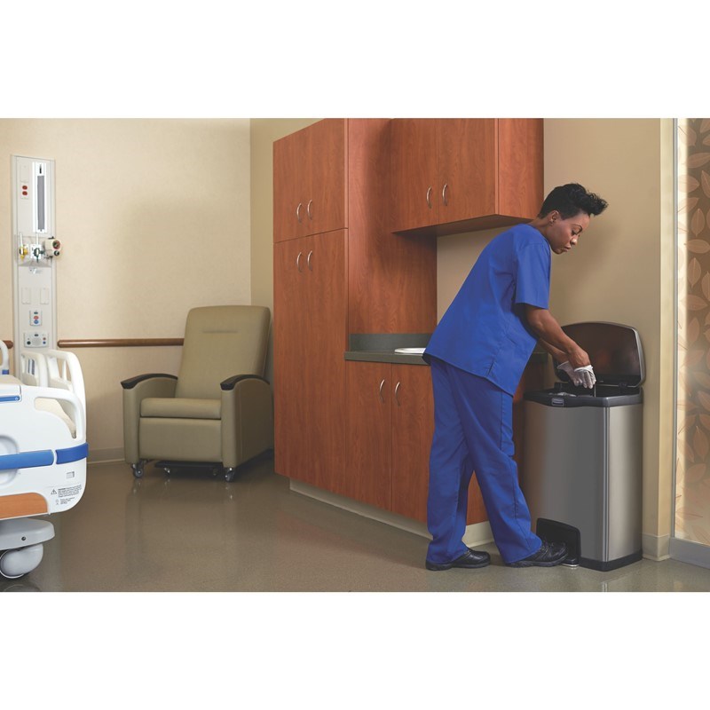 The Rubbermaid Commercial Slim Jim® Step-On Container features a slim profile and footprint to fit in tightest spaces. Slim Jim® Step-On containers are constructed with premium-quality materials and meet the needs of any environment with efficiency, safety, and durability.