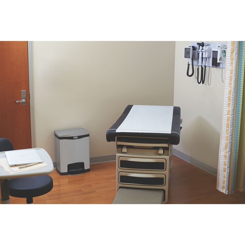 The Rubbermaid Commercial Slim Jim® Step-On Container features a slim profile and sShopping Centre footprint to fit in tightest spaces. Slim Jim® Step-On containers are constructed with premium-quality materials and meet the needs of any environment with efficiency, safety, and durability.