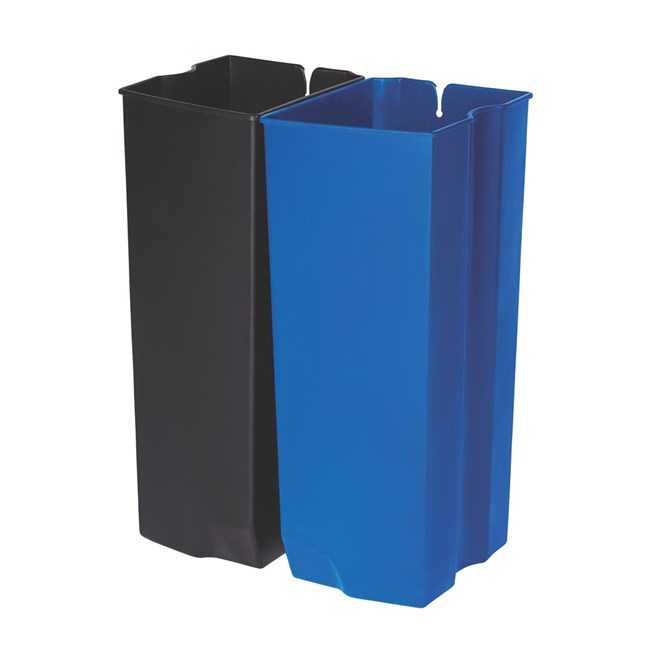 De Rubbermaid Commercial Slim Jim® Front Step-On Binnenbak heeft een langere levensduur dan de Rubbermaid Commercial Slim Jim® Front Step-On Container (afzonderlijk verkocht). Deze binnenbak is gemaakt van duurzaam, lekvast plastic en heeft gladde contouren voor een eenvoudige reiniging en een haak voor het vastzetten van de zak.