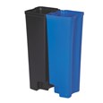 Dieser Slim Jim®-Innenbehälter von Rubbermaid Commercial ist für den Slim Jim® Step-On-Tretabfallbehälter mit Pedal an der Vorderseite (separat erhältlich). Hergestellt aus strapazierfähigem, durchstoßfestem Kunststoff, zeichnet sich dieser Innenbehälter durch seinen Abfallsackhalter und seine weichen Konturen aus, die eine einfache Reinigung ermöglichen.
