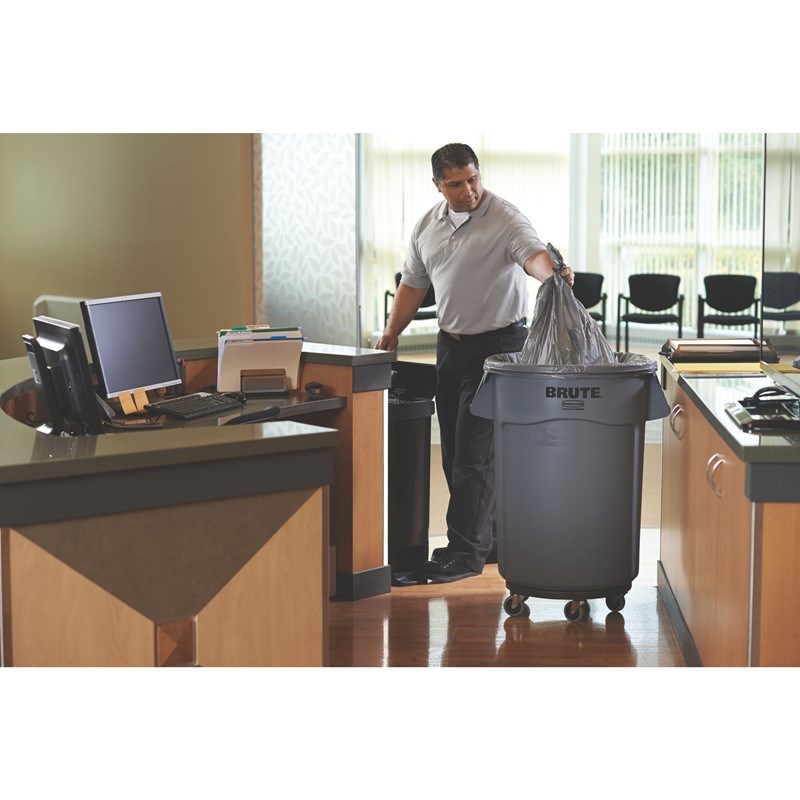 The Rubbermaid Commercial Slim Jim® Step-On Container features a slim profile and footprint to fit in tightest spaces. Slim Jim® Step-On containers are constructed with premium-quality materials and meet the needs of any environment with efficiency, safety, and durability.