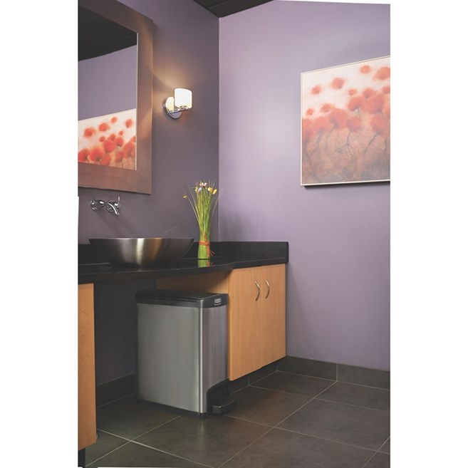 The Rubbermaid Commercial Slim Jim® Step-On Container features a slim profile and footprint to fit in tightest spaces. Slim Jim® Step-On containers are constructed with premium-quality materials and meet the needs of any environment with efficiency, safety, and durability.