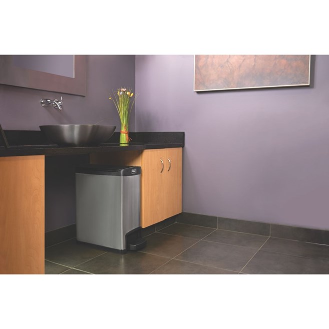The Rubbermaid Commercial Slim Jim® Step-On Container features a slim profile and footprint to fit in tightest spaces. Slim Jim® Step-On containers are constructed with premium-quality materials and meet the needs of any environment with efficiency, safety, and durability.