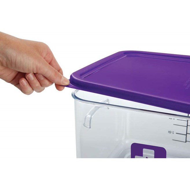 The Rubbermaid Commercial seven Colours of storage and prep tools help to reduce cross-contamination in your kitchen