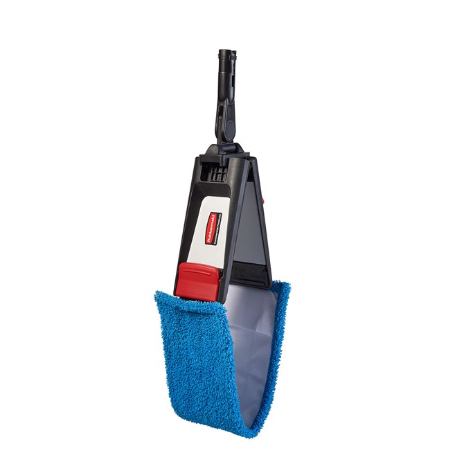The Adaptable Flat Mop Pad helps improve cleaning efficacy and connects to the Adaptable Flat Mop Frame via tabs or pockets for two styles of microfiber mopping in large spaces.