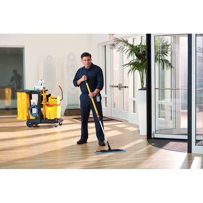 The Adaptable Flat Mop Pad helps improve cleaning efficacy and connects to the Adaptable Flat Mop Frame via tabs or pockets for two styles of microfiber mopping in large spaces.