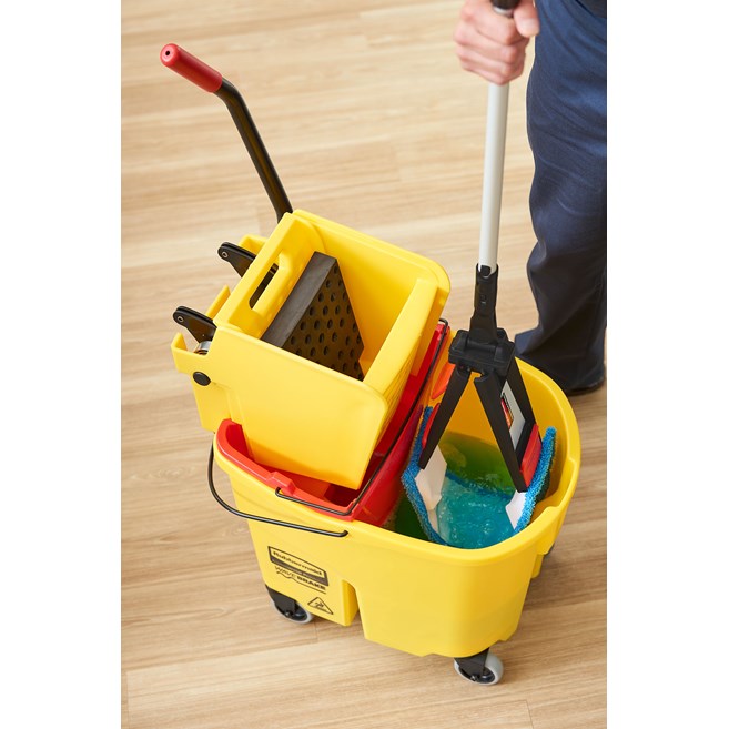 The Adaptable Flat Mop Kit is made for ergonomic microfiber mopping in large spaces using your existing WaveBrake® Mop Bucket.