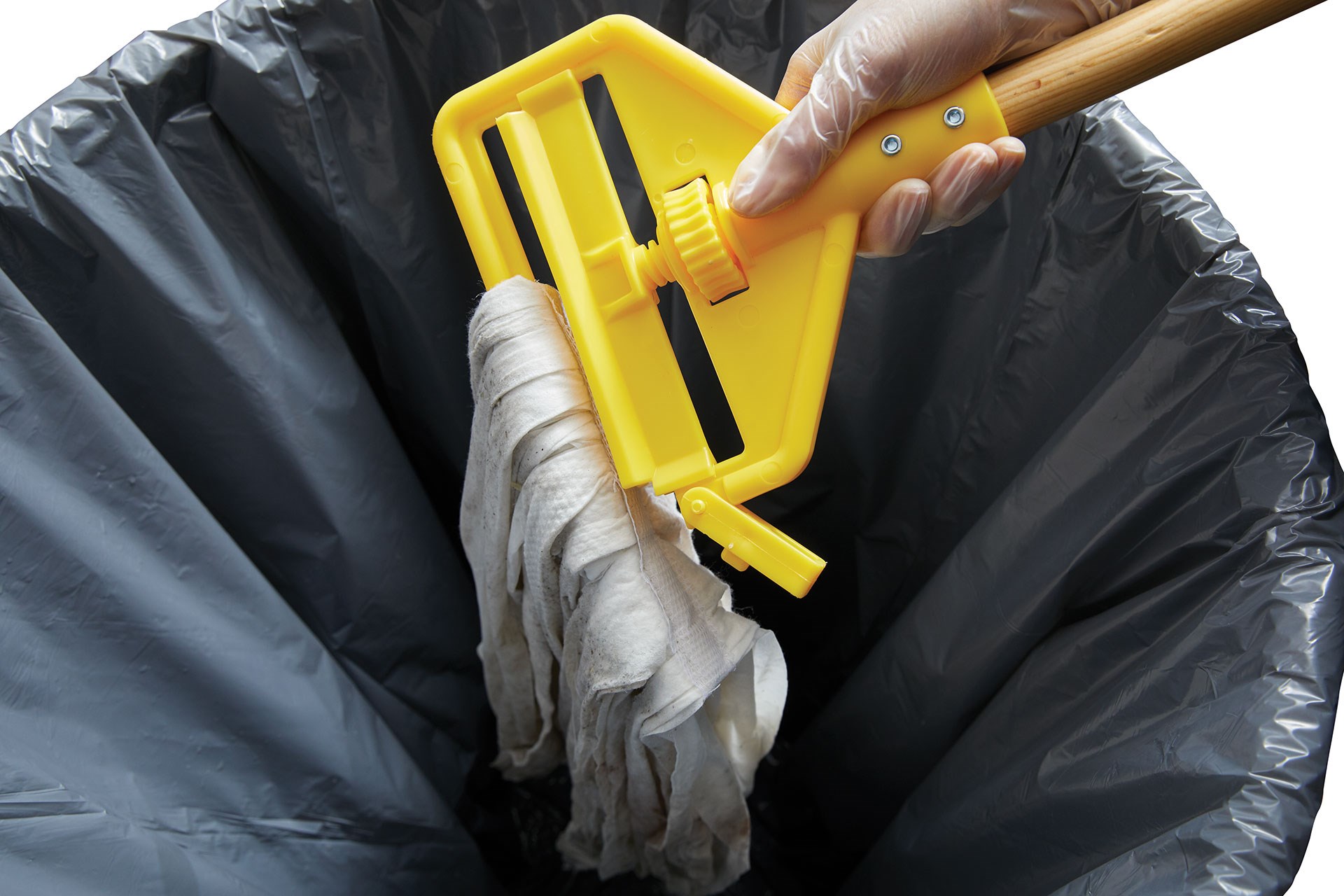 Invader® Side-Gate Mop Handle makes removing and replacing mop heads easy and efficient. Thumbwheel clamps the mop firmly in place; should be used with 1"  headband mops only.