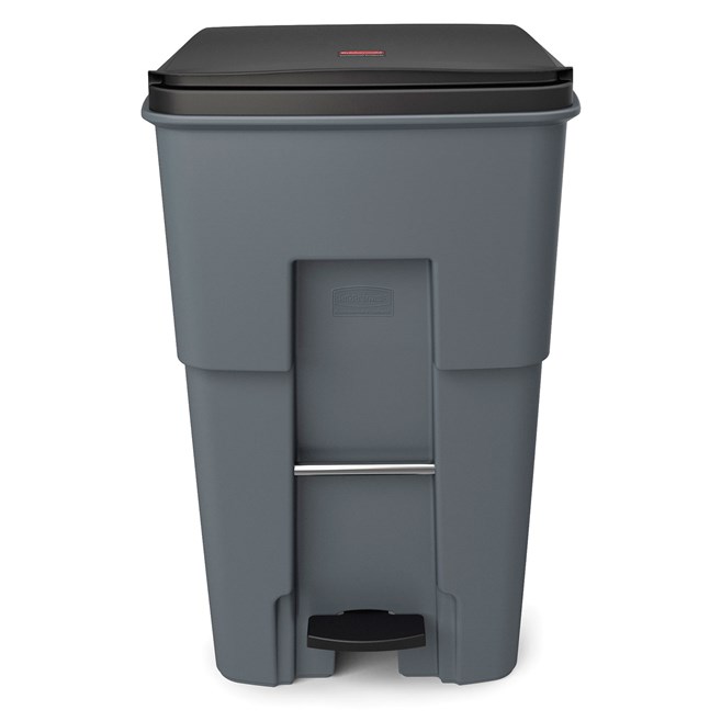 The Rubbermaid Commercial Step-On Rollouts are designed to make managing facility waste easier. With one step, the pedal lifts the lid and allows for hands-free waste disposal.