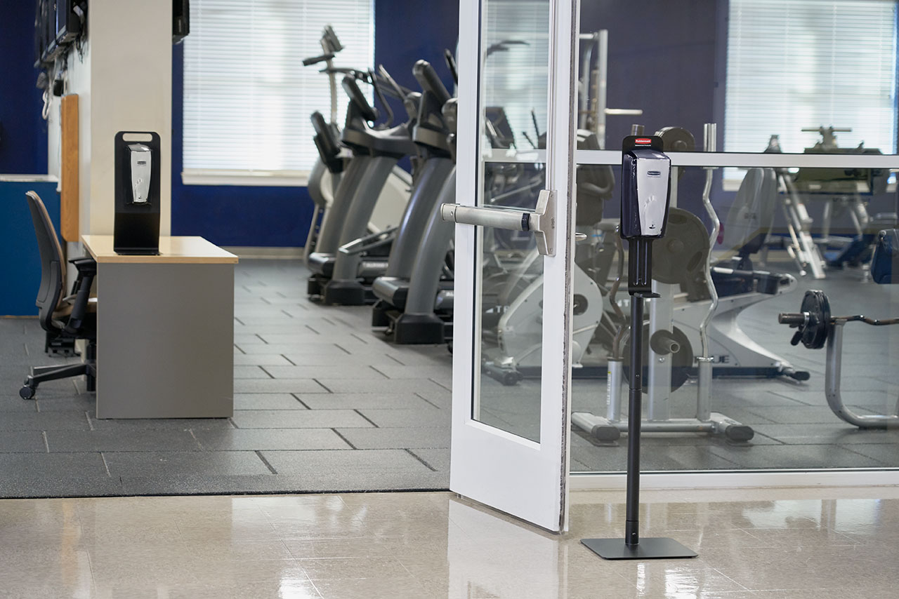 The AutoFoam Standard Floor Stand allows touch-free hand sanitiser dispensers to be mounted to a lightweight, easily movable stand to meet the changing needs of your facility.