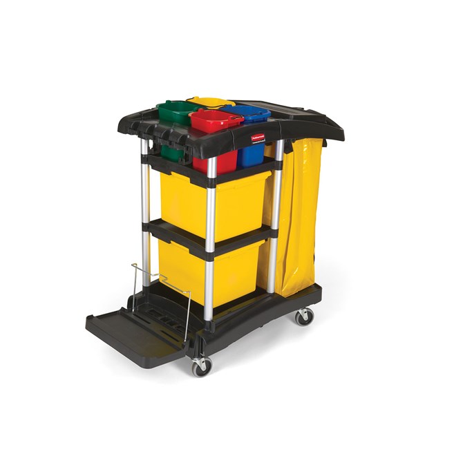 The 4-Pack of 5-Quart Pails provides a quick and easy way to clean in tight places.