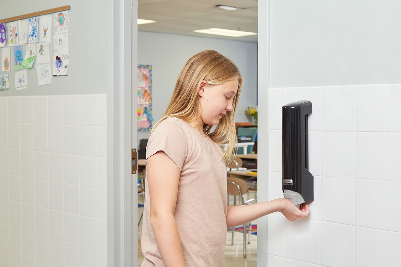 The CrackleClean™ Dispenser is a manual, wall-mounted system that dispenses a foaming gel formula that crackles when dispensed, providing an interactive and engaging experience that encourages users to sanitize more frequently.