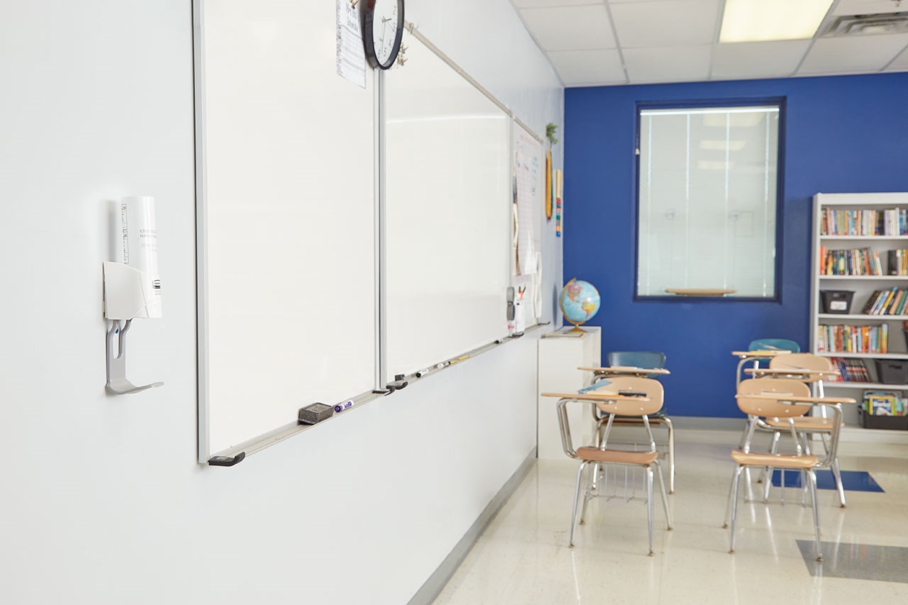 The CrackleClean™ Drip Tray is compatible with the 15.8 oz and 7.1 oz CrackleClean™ Sanitizer Dispensers. It works as a simple solution that can help improve your facility's safety and image.