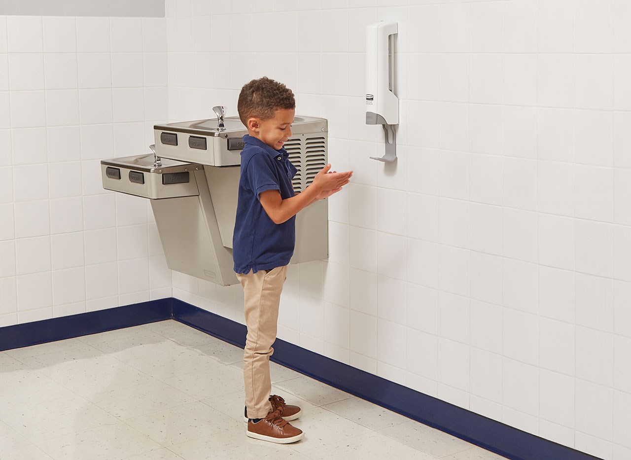 The CrackleClean™ Drip Tray is compatible with the 15.8 oz and 7.1 oz CrackleClean™ Sanitizer Dispensers. It works as a simple solution that can help improve your facility's safety and image.